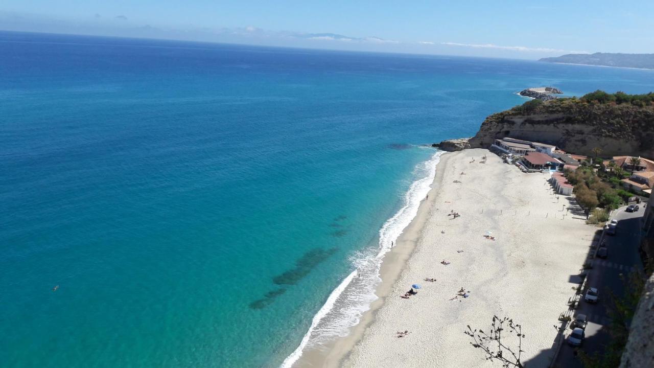 Villa Mimosa Tropea Рикади Екстериор снимка