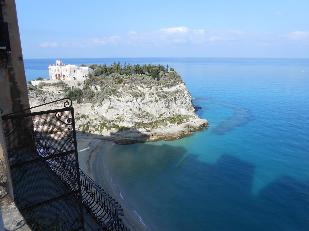 Villa Mimosa Tropea Рикади Екстериор снимка